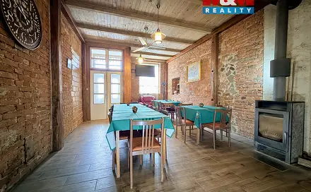 Prodej restaurace 380 m², Ivančice - Budkovice, okres Brno-venkov