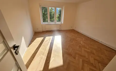 Prodej bytu 2+1 62 m², Letecká, Libčice nad Vltavou, okres Praha-západ