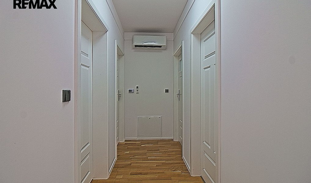 Prodej domu 141 m² s pozemkem 100 m², Dobřichovice – náhled fotky 9