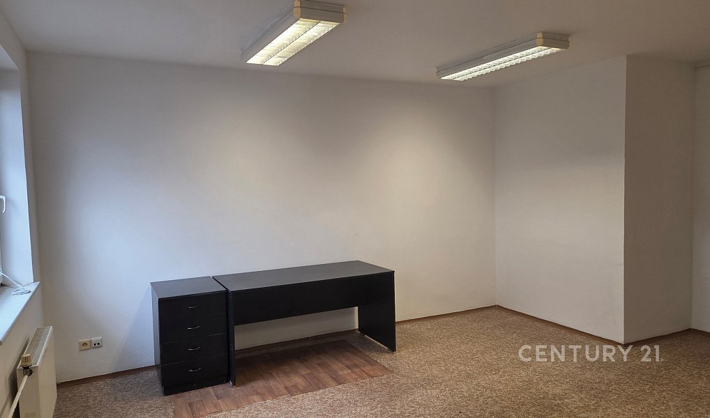 Pronájem kanceláře 86 m², Most – náhled fotky 2