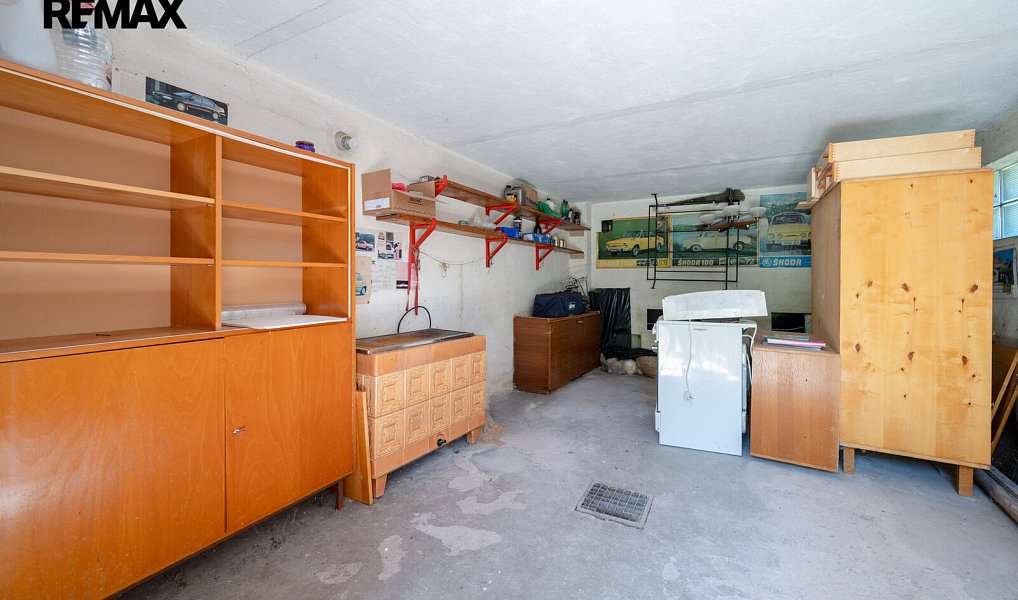 Prodej domu 230 m² s pozemkem 941 m², Kvasiny – náhled fotky 33