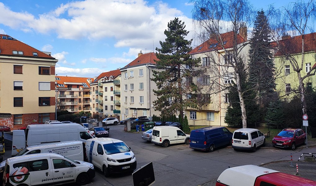 Prodej bytu 3+1 85 m², Praha – náhled fotky 24