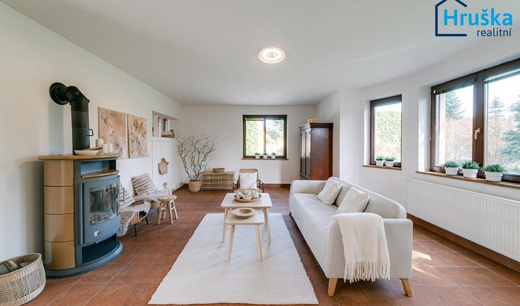 Prodej domu 196 m² s pozemkem 650 m², Baška – náhled fotky 2