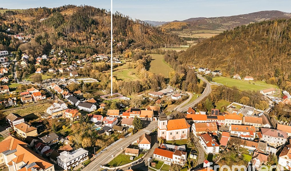 Prodej stavebního pozemku 1 079 m², Nedvědice – náhled fotky 3
