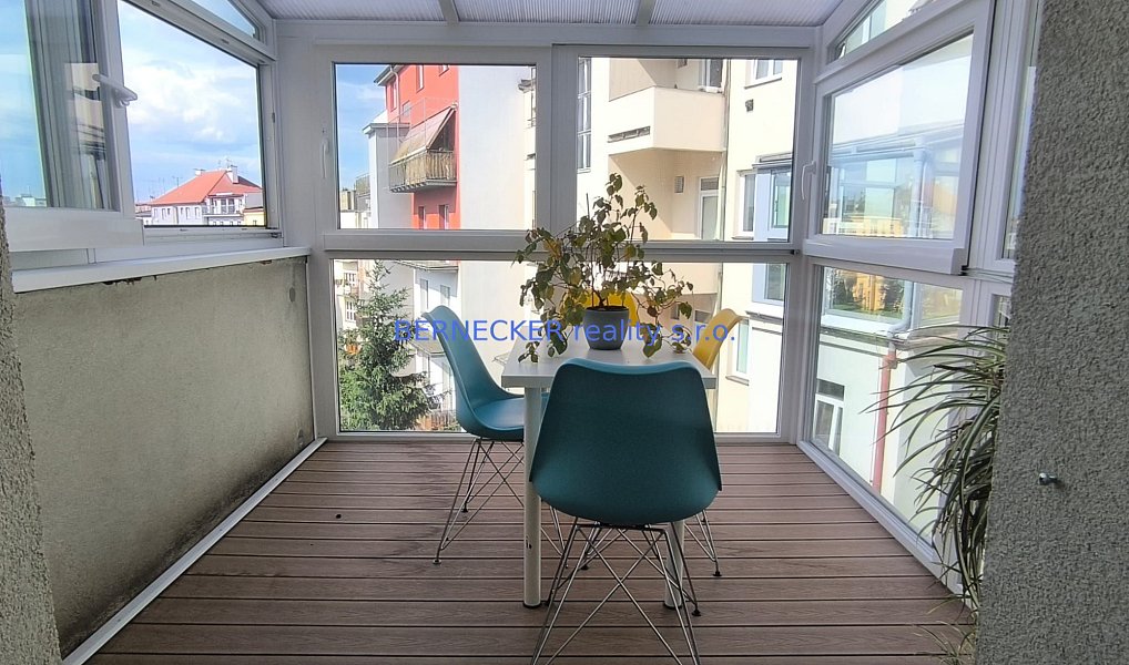 Pronájem bytu 3+kk 105 m², Hradec Králové – náhled fotky 3