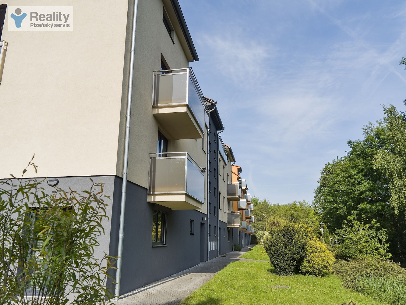 Pronájem bytu 3+kk 94 m² - Widok 6