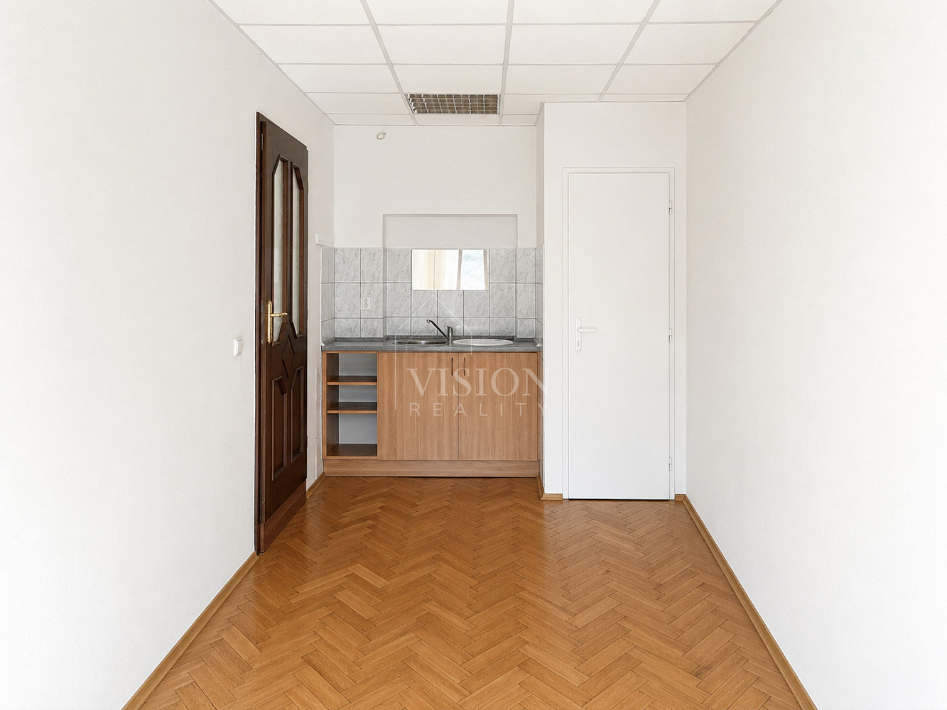 Pronájem kanceláře 36 m² – fotografie 2