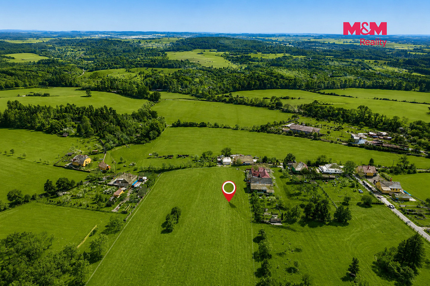 Prodej stavebního pozemku 2 025 m² — photo 2