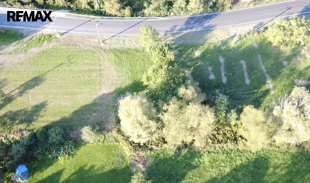 Prodej zahrady 2 000 m², Frýdštejn – náhled fotky 3