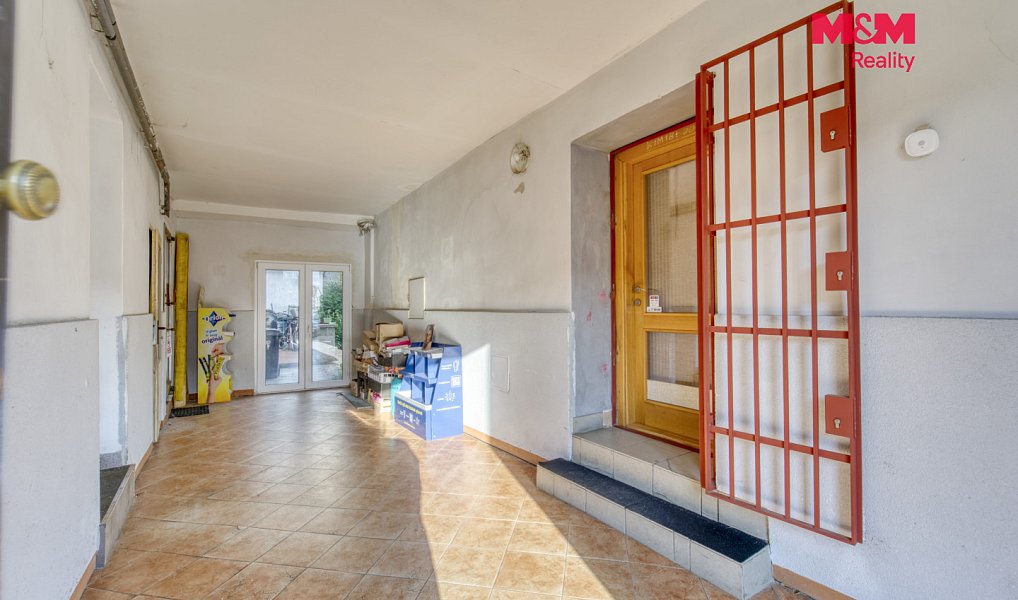 Pronájem obchodních prostor 38 m², Kralovice – náhled fotky 8
