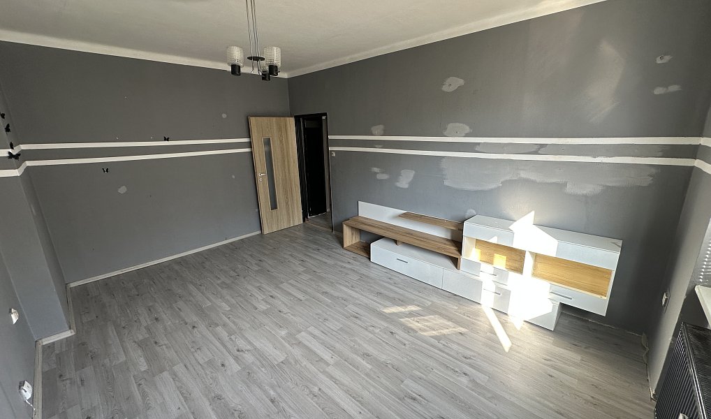 Pronájem bytu 2+1 55 m², Bukovany – náhled fotky 3