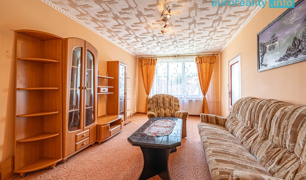 Prodej bytu 3+1 82 m², Luby – náhled fotky 2