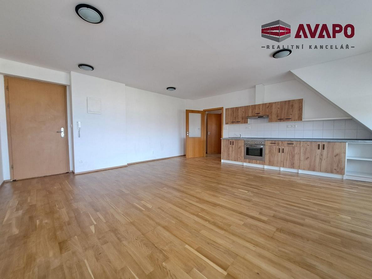 Pronájem bytu 2+kk 55 m² — photo 4