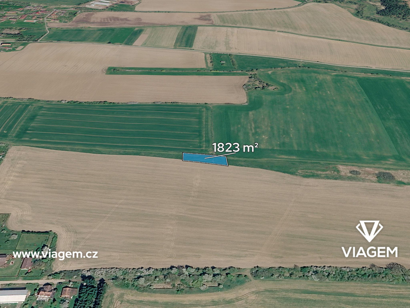Prodej pole 1 823 m²