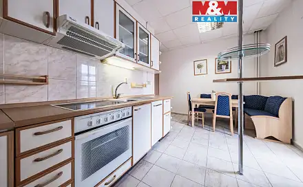 Prodej nájemního domu, činžáku 58 m², Praha 7 - Troja