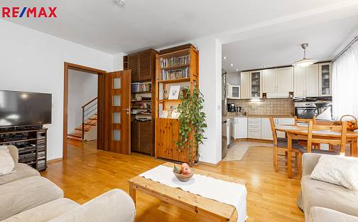 Prodej domu 174 m² s pozemkem 350 m², Vinšova, Kladno - Kročehlavy