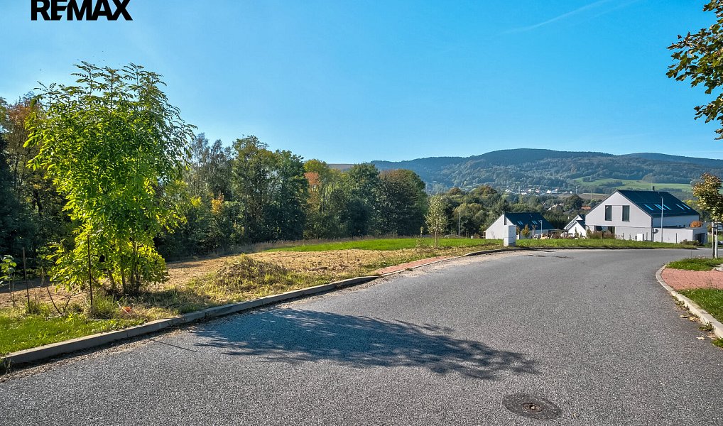 Prodej stavebního pozemku 1 000 m², Dlouhý Most – náhled fotky 11