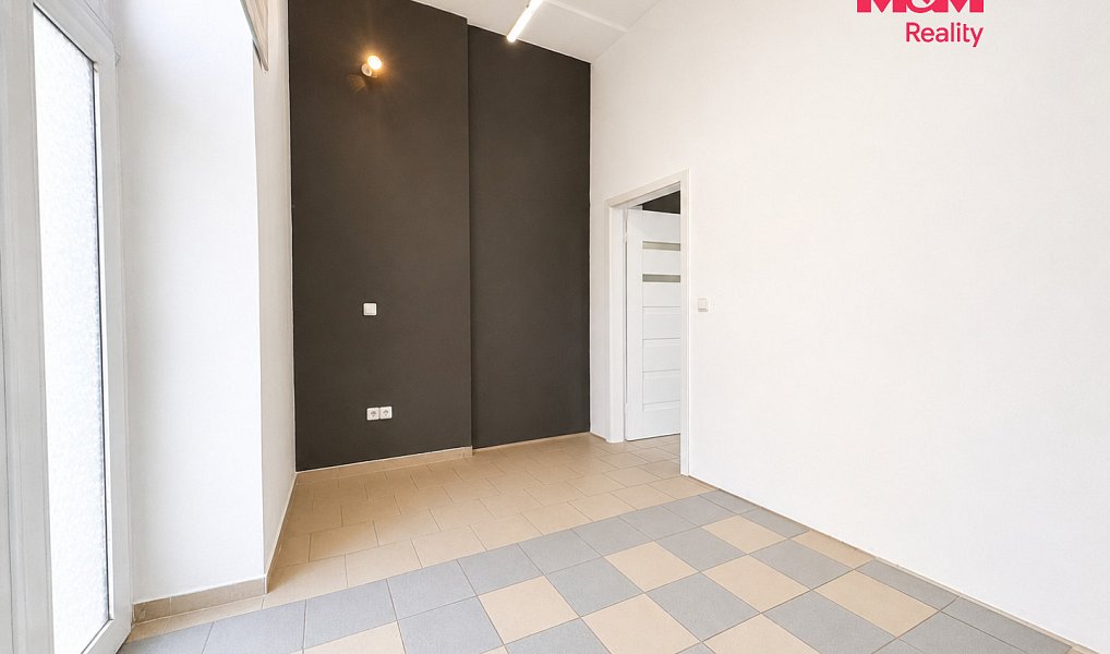 Pronájem obchodních prostor 110 m², Náchod – náhled fotky 17