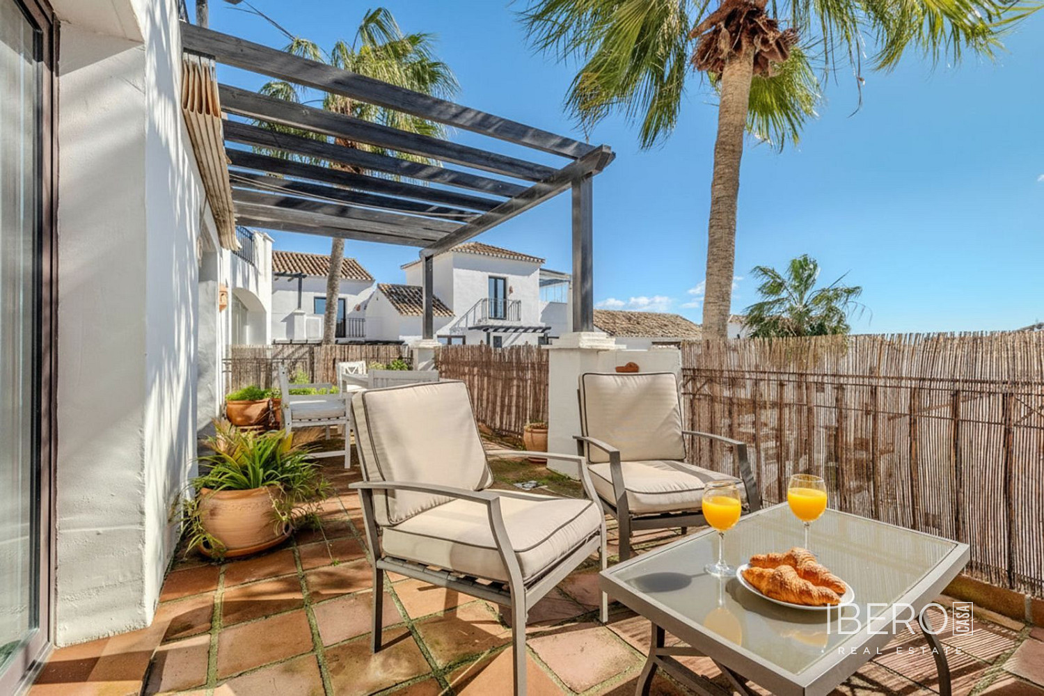 Piso 3+kk – Marbella, Rio Real - Vista 3