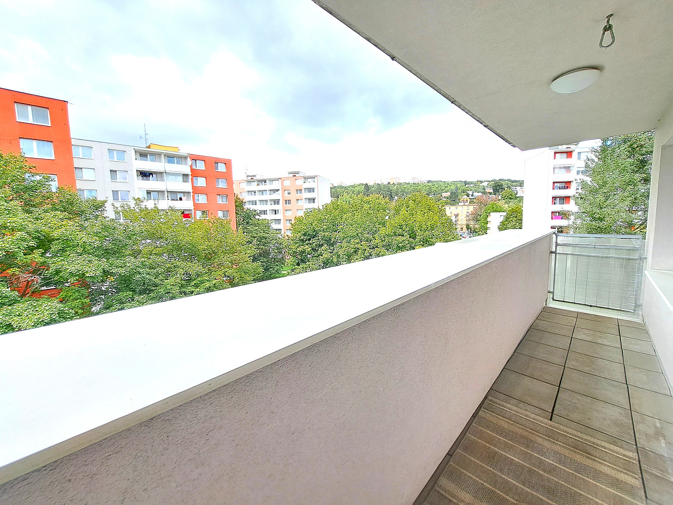 Pronájem bytu 2+kk 60 m² – fotografie 4