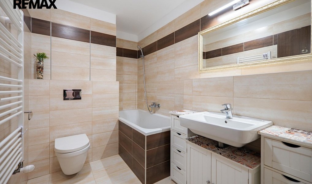 Prodej bytu 2+kk 48 m², Praha – náhled fotky 9