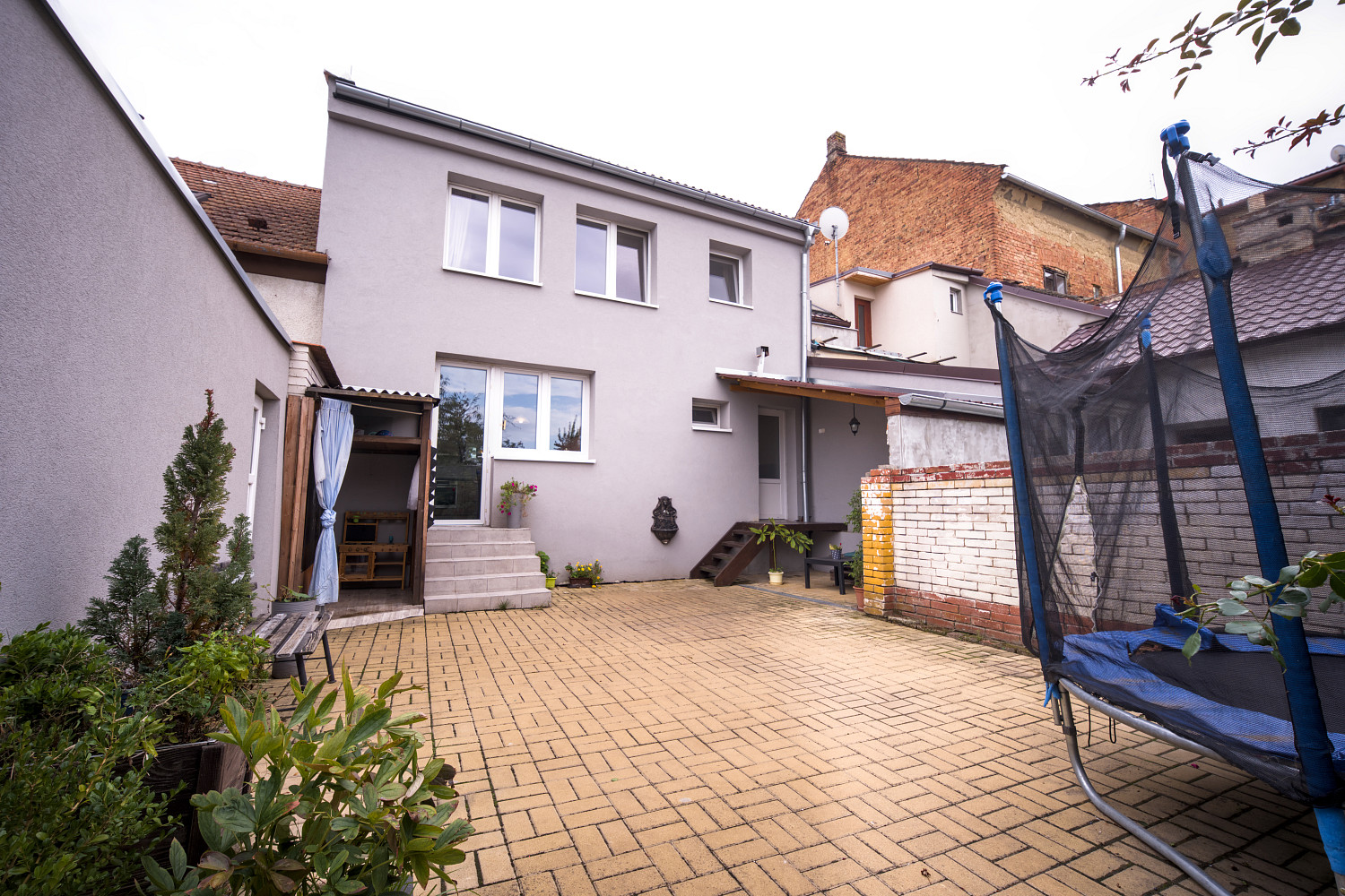 Prodej domu 120 m² s pozemkem 143 m² – fotografie 2