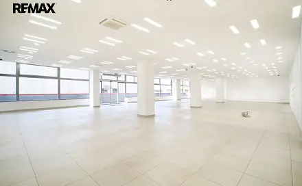 Pronájem obchodních prostor 550 m², tř. Těreškovové, Karviná - Mizerov
