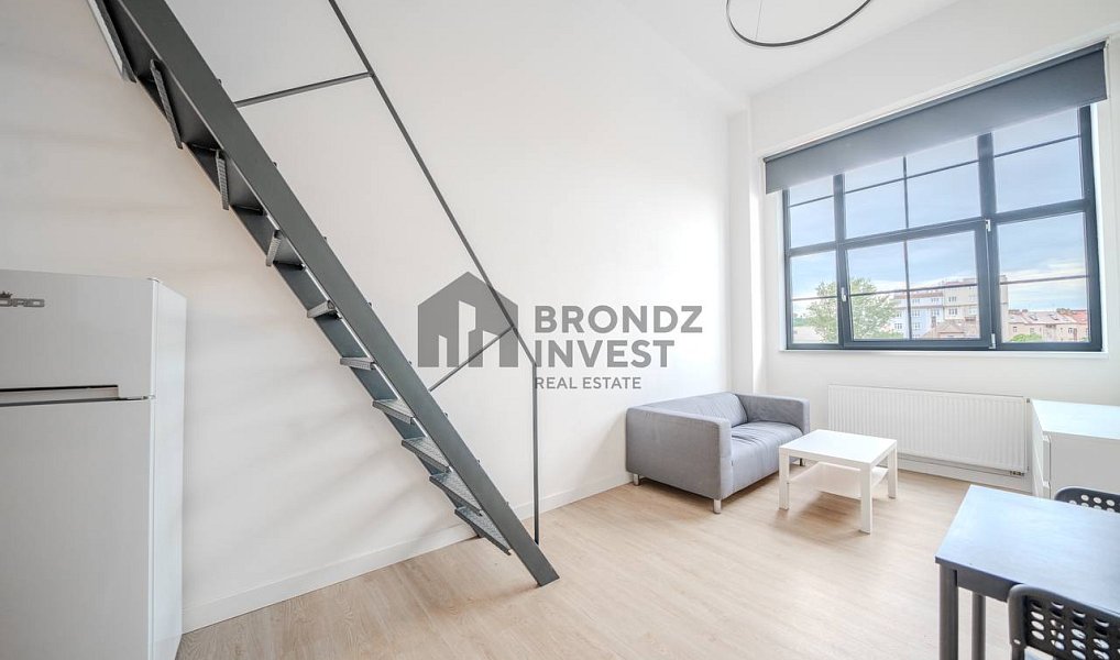 Pronájem bytu 1+kk 33 m², Praha – náhled fotky 2