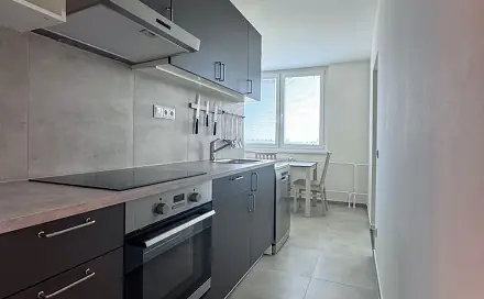 Pronájem bytu 2+1 60 m², Slovácká, Břeclav