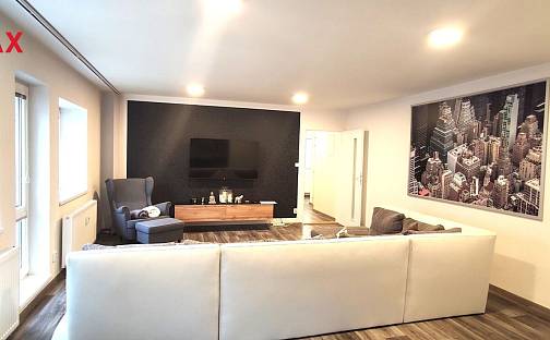 Pronájem bytu 2+kk 70 m², nám. Míru, Bruntál