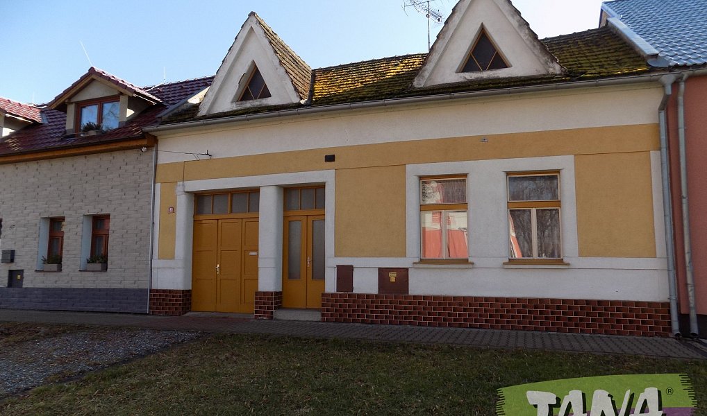 Prodej domu 119 m² s pozemkem 323 m², Městec Králové – náhled fotky 3