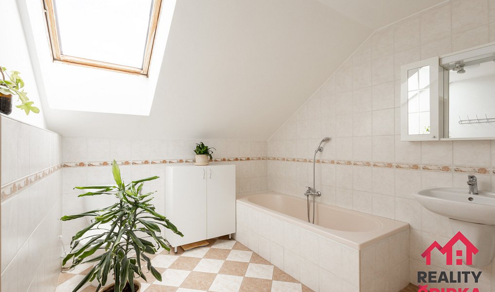 Prodej domu 195 m² s pozemkem 1 219 m², Boskovice – náhled fotky 25