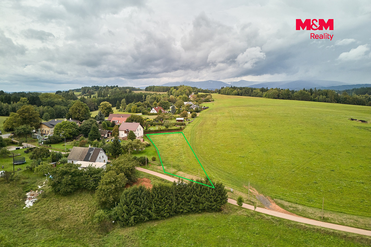 Prodej stavebního pozemku 1 788 m² – fotografie 2