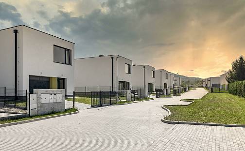 Prodej domu 186 m² s pozemkem 417 m², Na Celně, Mladá Boleslav - Mladá Boleslav III