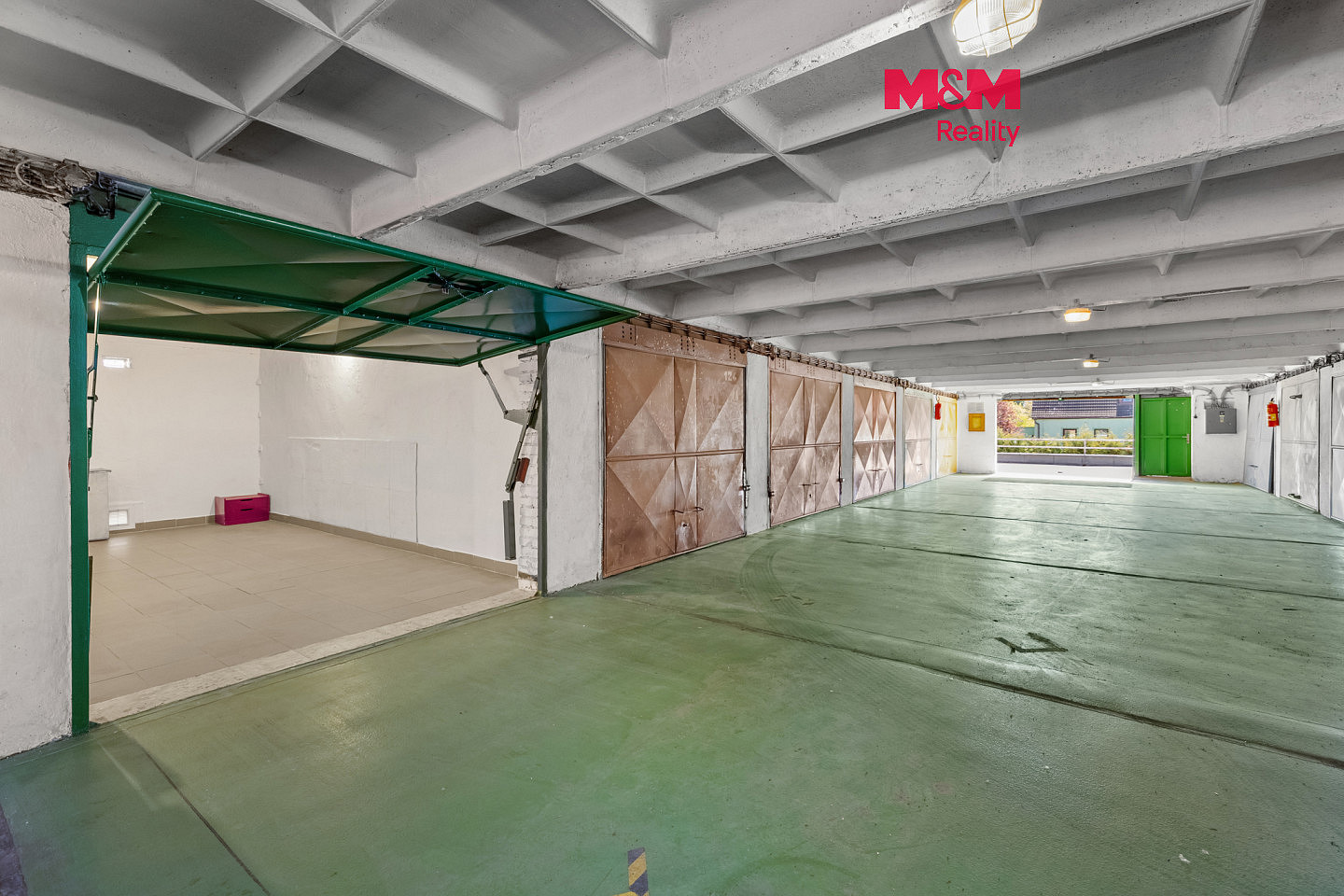 Prodej garáže, 17 m2, kladno, ul. bellevue