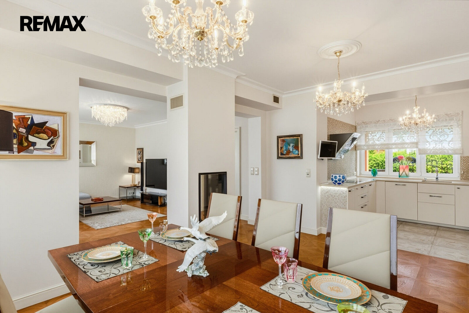 Prodej domu 432 m² s pozemkem 799 m² – fotografie 2