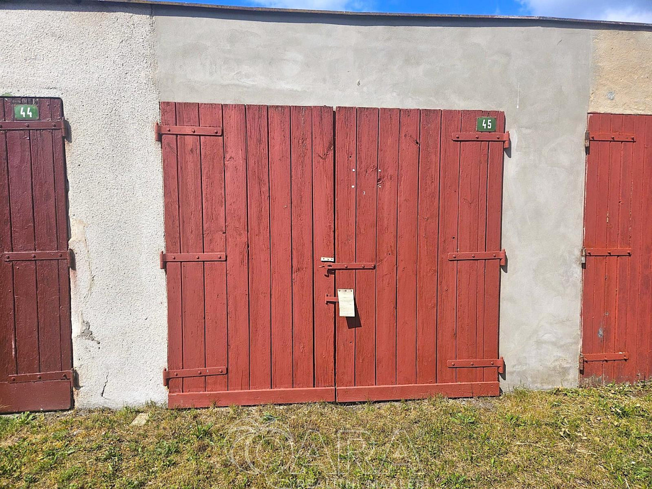 Prodej garáže 17 m2 - kbely, ul. železnobrodská — photo 3