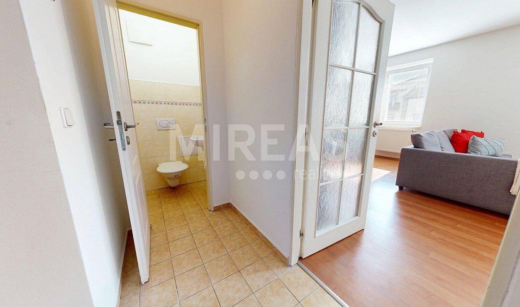 Prodej bytu 3+kk 67 m², Milovice – náhled fotky 8