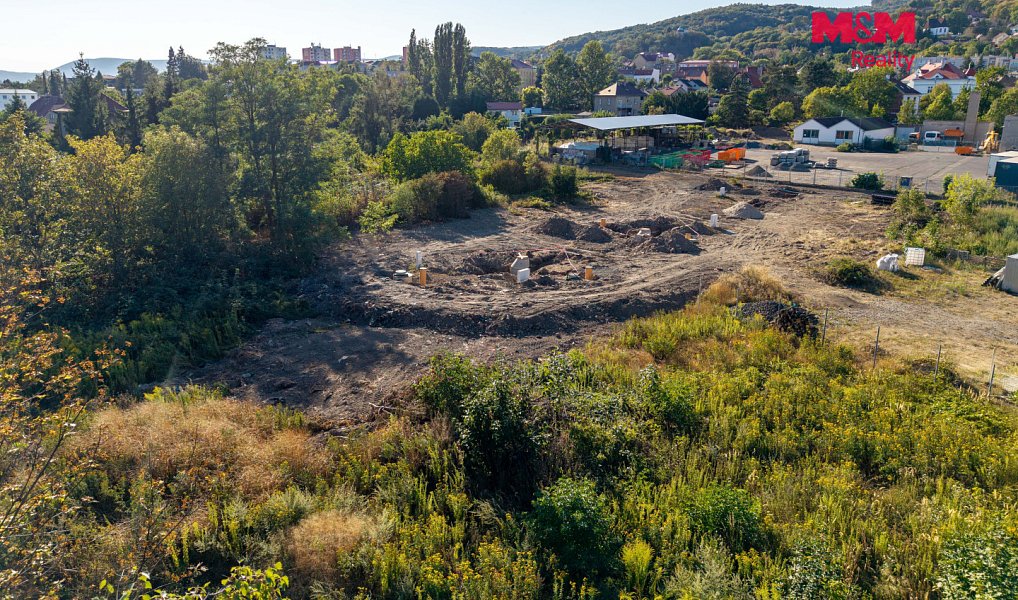 Prodej stavebního pozemku 1 176 m², Krupka – náhled fotky 5