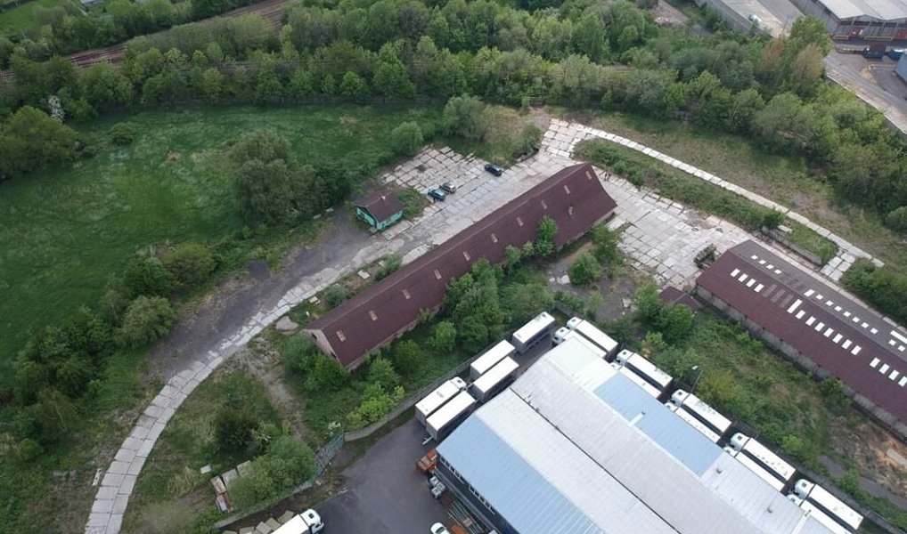 Prodej výrobních prostor 1 000 m², Dubí – náhled fotky 8