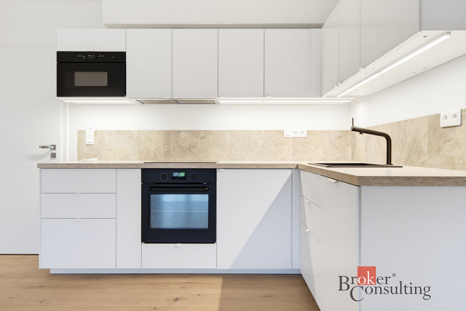 Prodej bytu 3+kk 104 m² – fotografie 2
