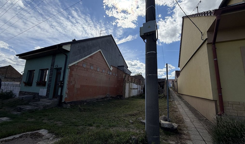 Prodej stavebního pozemku 208 m², Hostěrádky-Rešov – náhled fotky 7