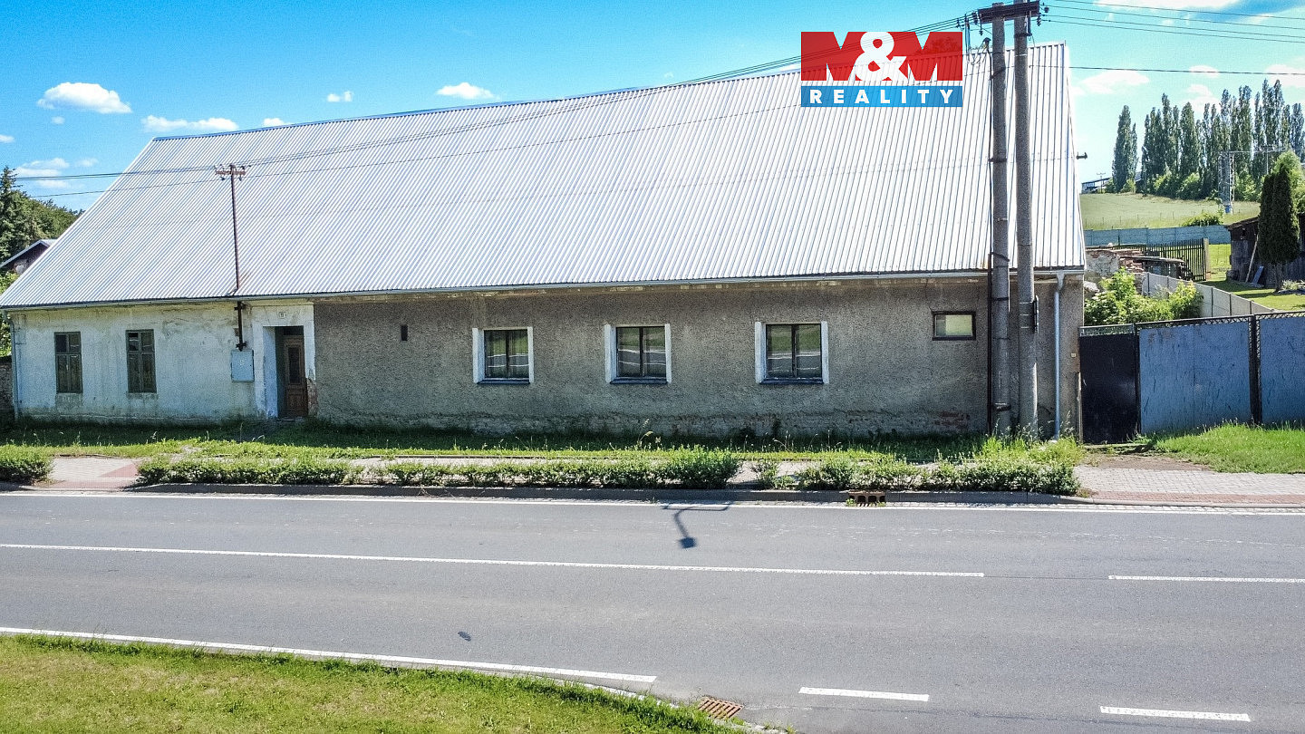 Prodej domu 200 m² s pozemkem 4 395 m²