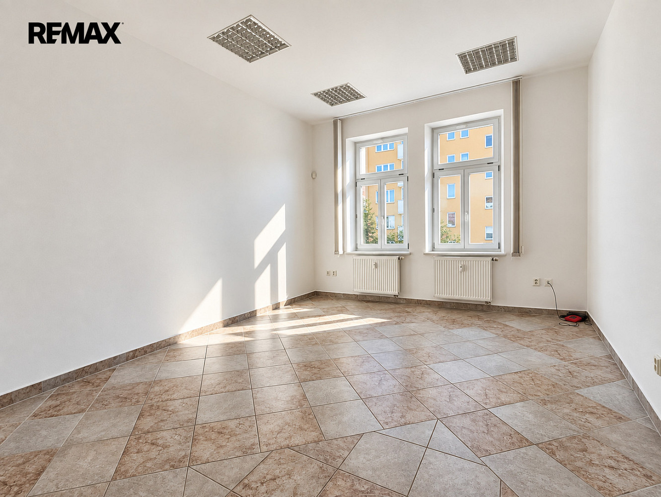 Pronájem kanceláře 96 m²