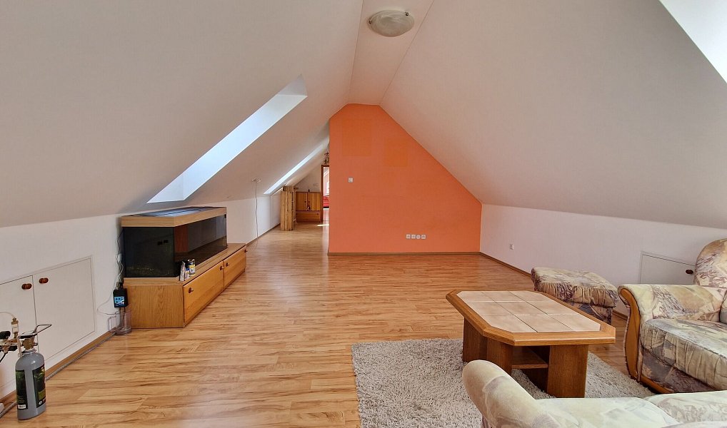 Pronájem bytu 2+1 89 m², Příbram – náhled fotky 7