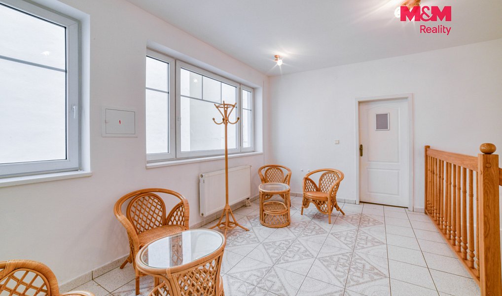 Pronájem obchodních prostor 35 m², Mariánské Lázně – náhled fotky 7