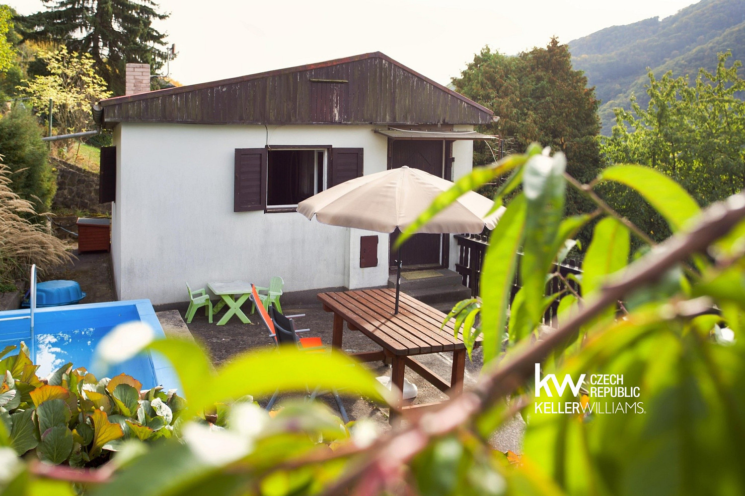 Prodej chaty/chalupy 34 m² s pozemkem 912 m² – fotografie 2