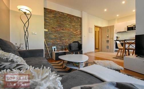 Prodej bytu 2+kk 57 m², Moravská, Kroměříž