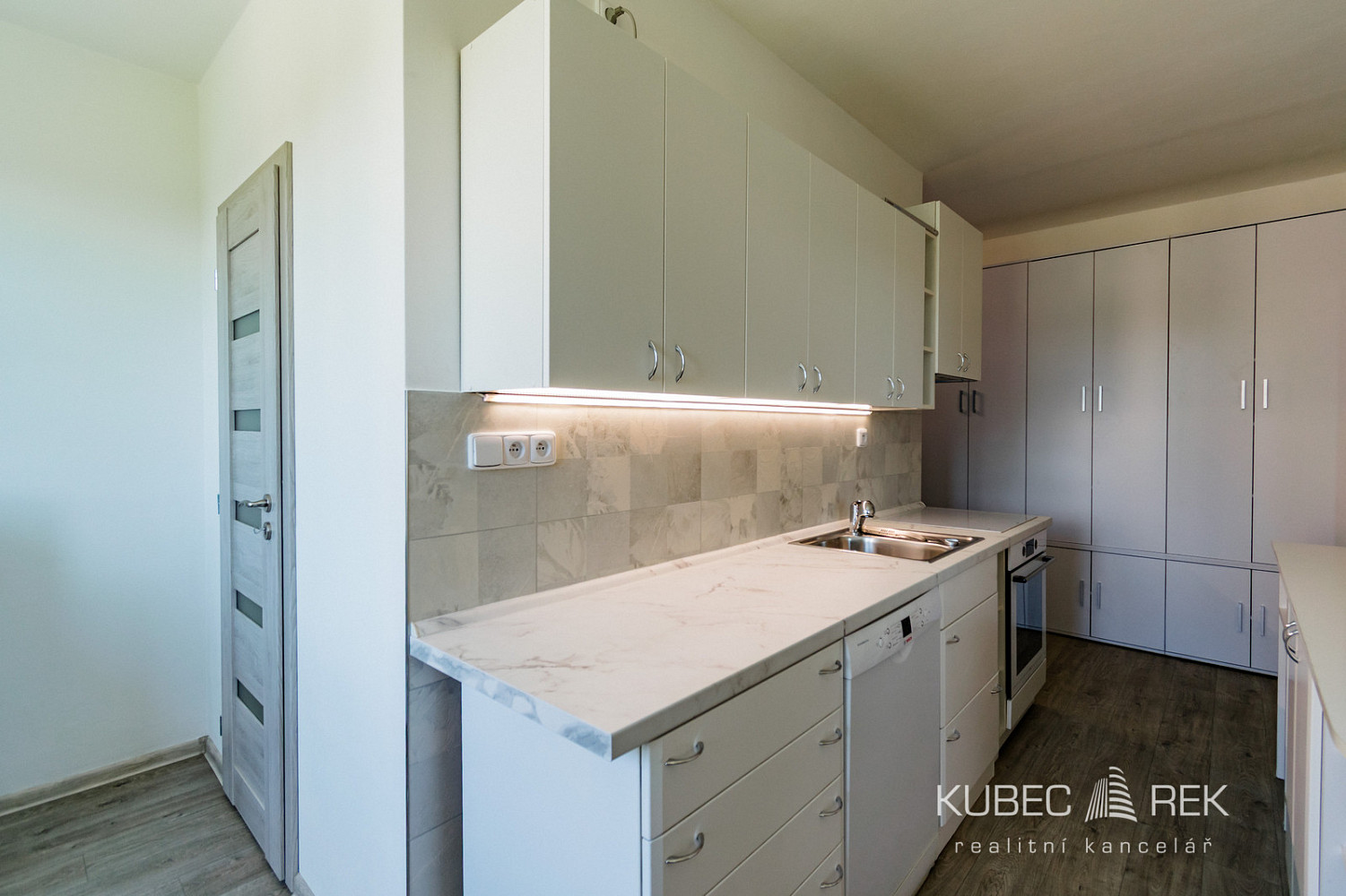Pronájem bytu 3+1 72 m² — photo 4