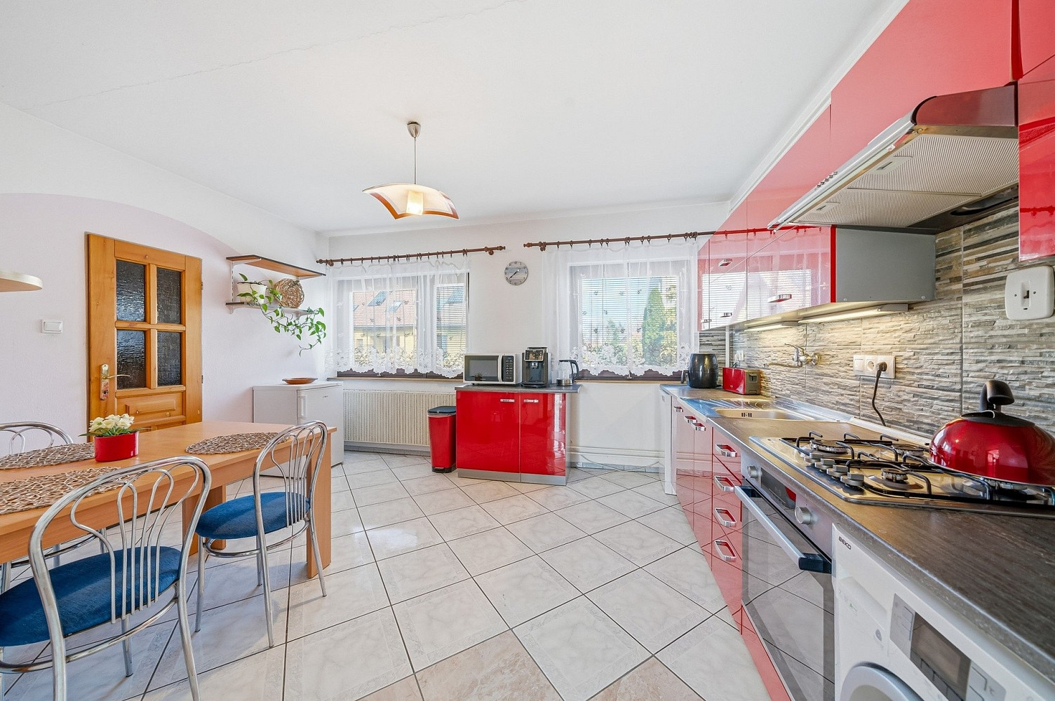 Prodej nájemního domu, činžáku 190 m² — photo 5